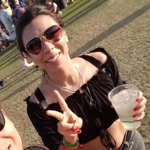 Meet your Posher, Victoria